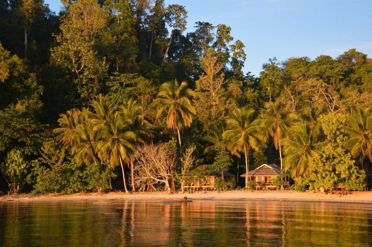 Harmony Bay Resort And Dive Center Wakai Buitenkant foto